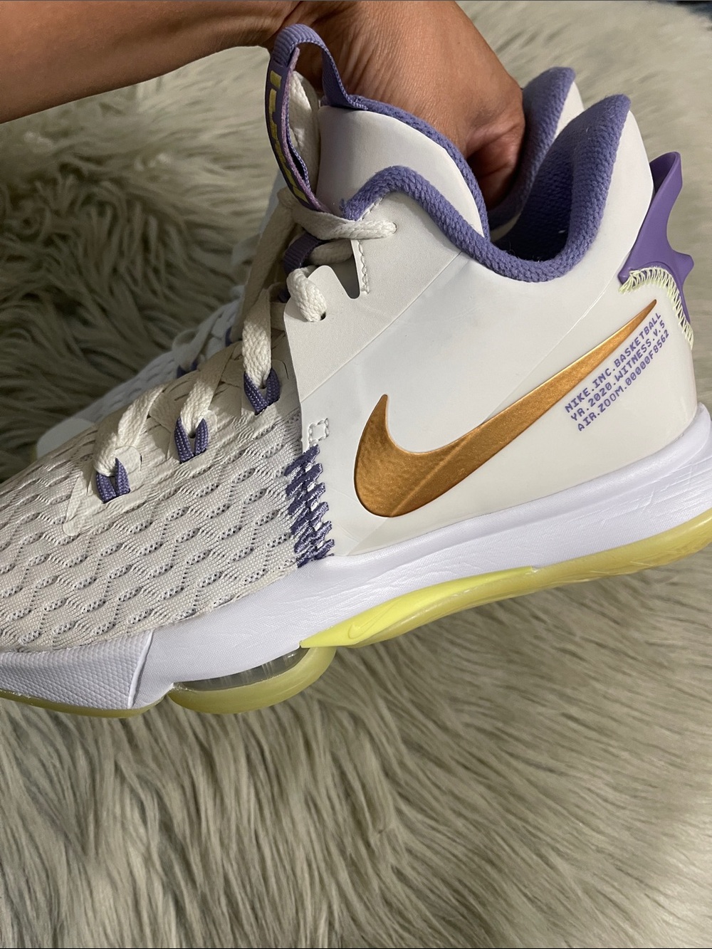 Nike LeBron witness 5 basketball sneakers - Picture 6 of 8
